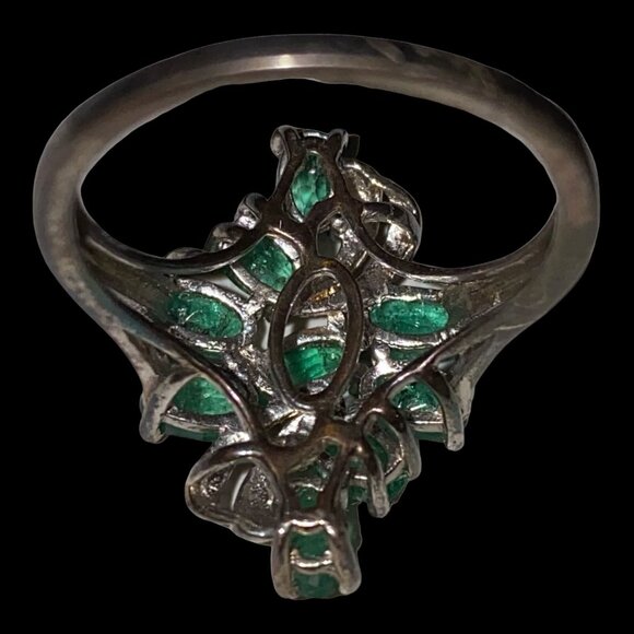 Ring Emeralds Size 8 9 Stones 4.82 Carats Sterling Silver 925 SIS Vintage - Picture 13 of 16